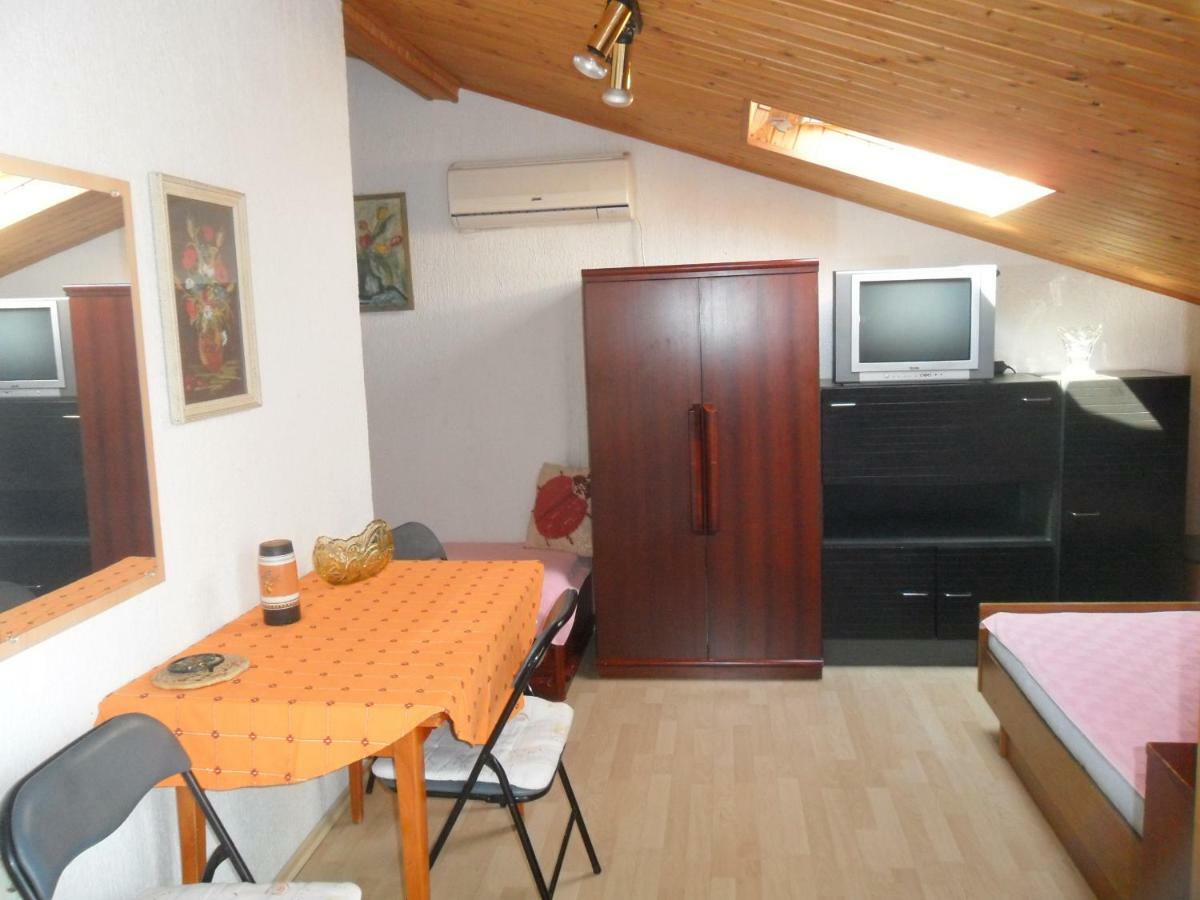 Apartments Simpa Нивице Экстерьер фото
